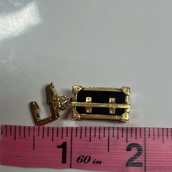 Louis Vuitton 18K Gold Steamer Trunk Charm. Gold Frame around Smoky Quartz - Picture 6 of 9